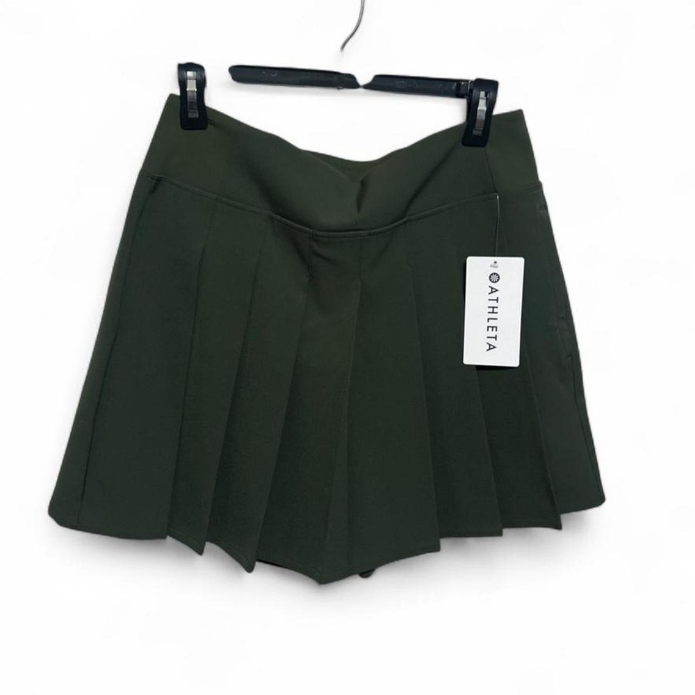Athleta Endless Pleated Skort - 10 - C32- IC